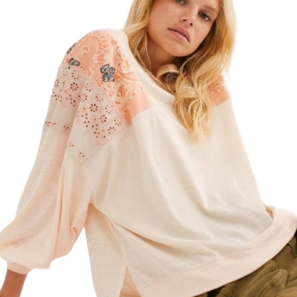FREE PEOPLE We The Free Feelin It Top Size S Paisley Eyelet Patch Alabaster Boho
